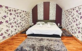Tipo Boutique Residence